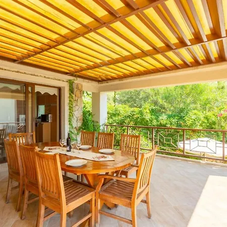 Gocek Deniz Manzarali 4+2 Sami Сasa de vacaciones